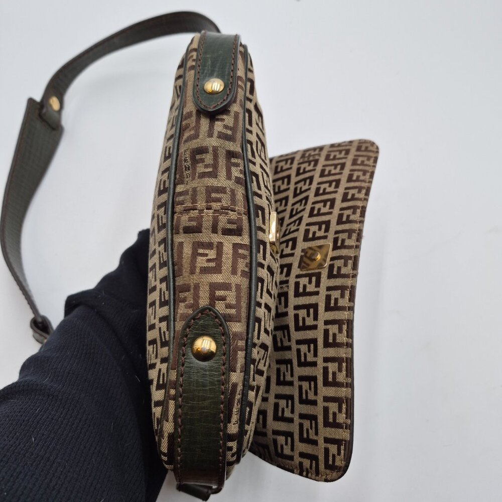 Vintage FENDI Monogram canvas Baguette with COA - Picture 5 of 14